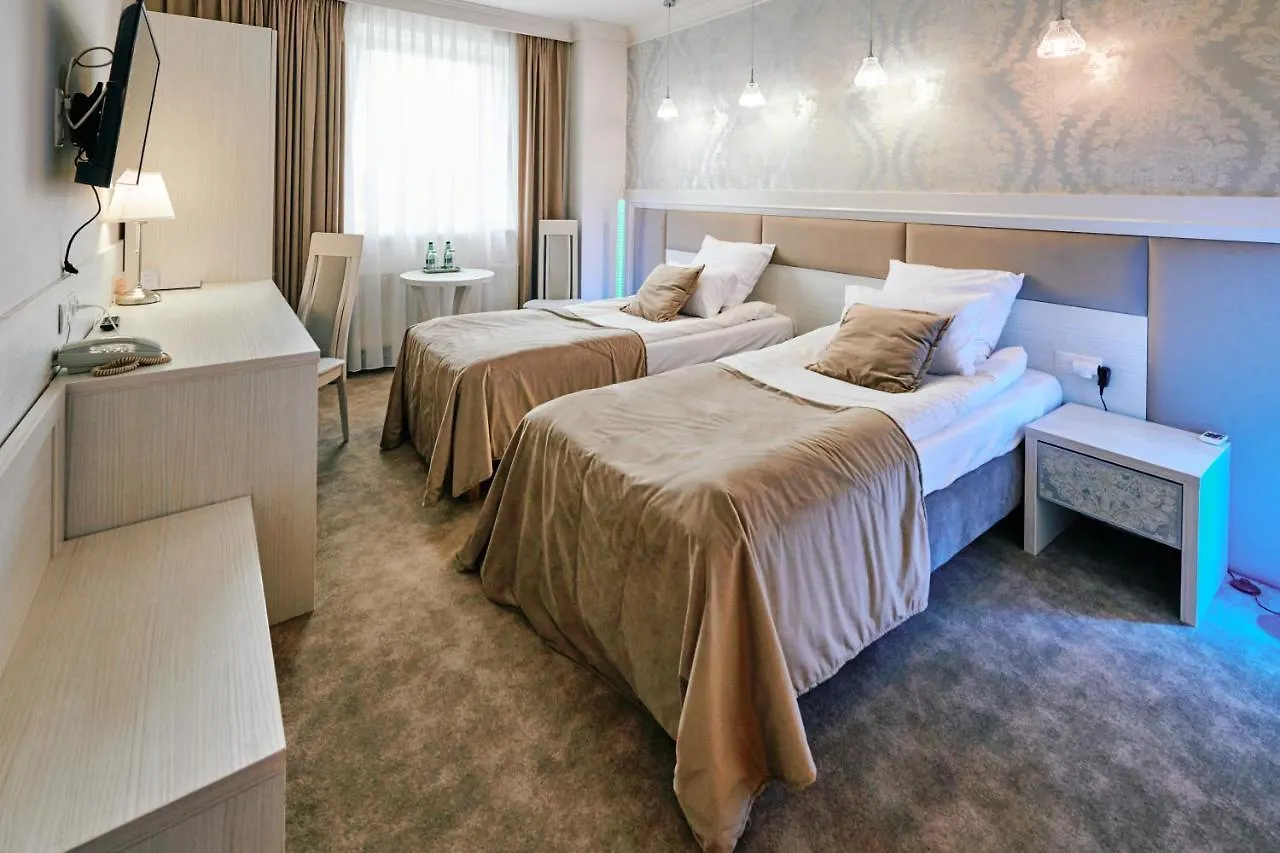 Bialy Dom Henlex Hotel Restauracja Poznan
