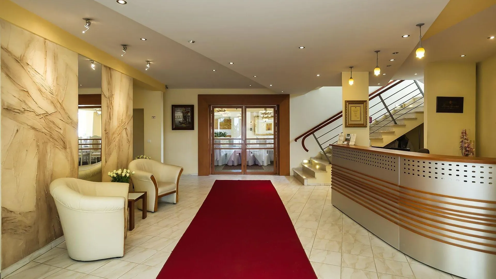 Bialy Dom Henlex Hotel Restauracja Poznan