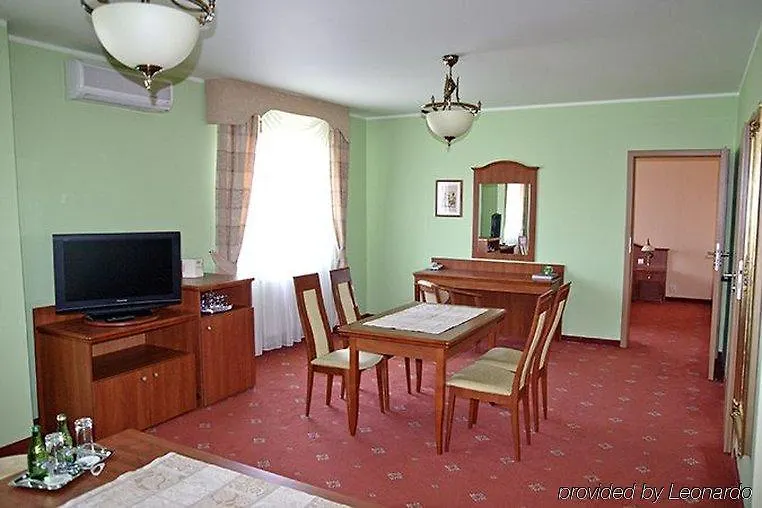 Bialy Dom Henlex Hotel Restauracja Poznan Poland