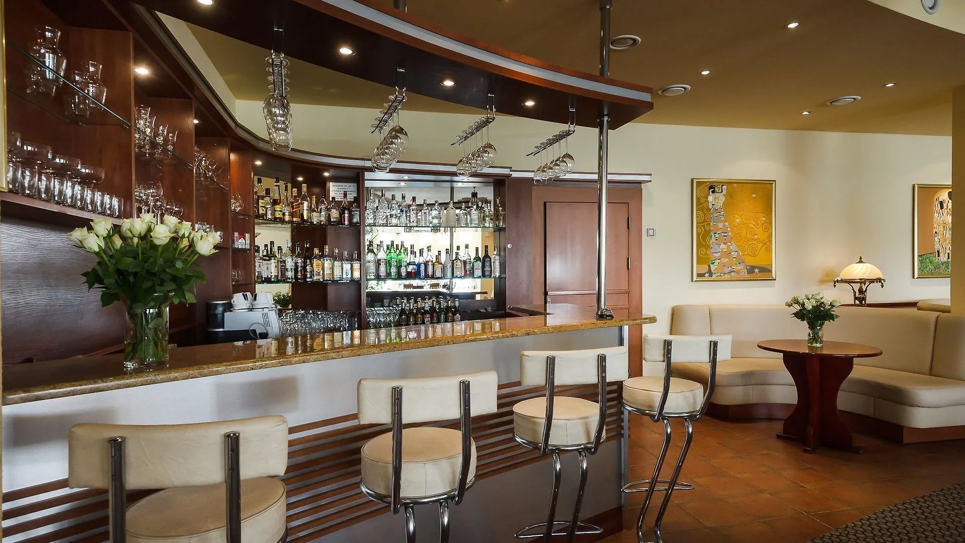 Bialy Dom Henlex Hotel Restauracja Poznan Poland