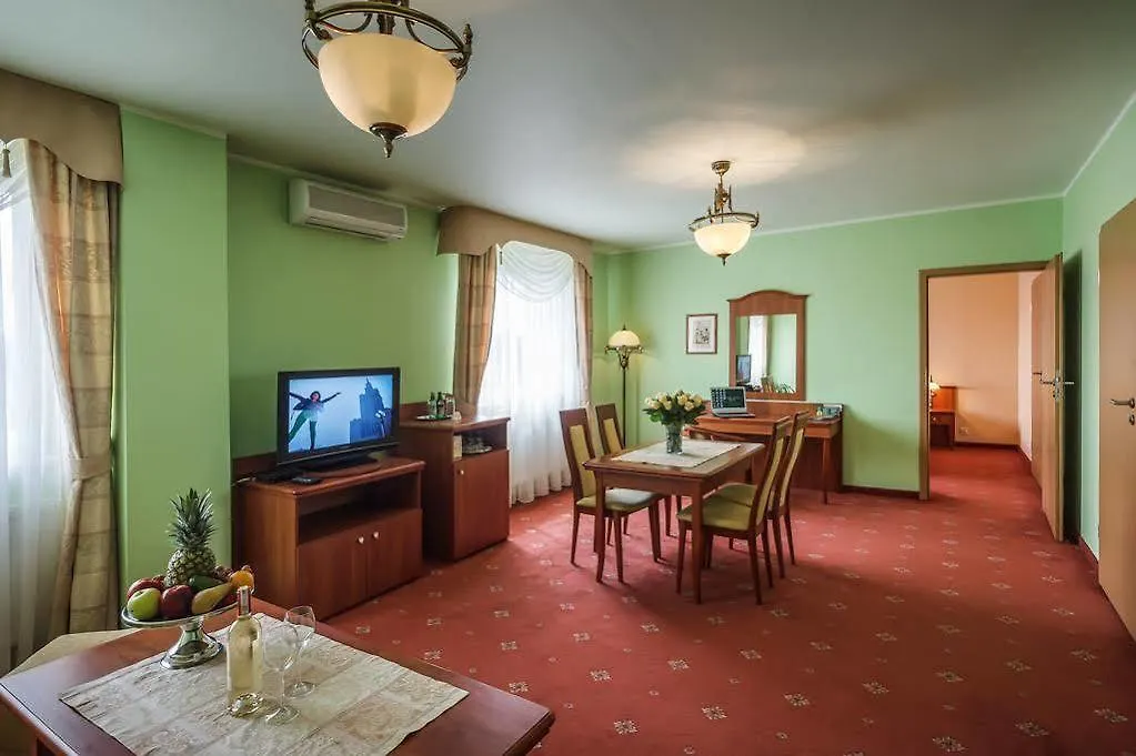 Bialy Dom Henlex Hotel Restauracja Poznan